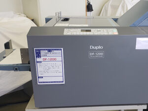 卓上紙折り機　DF-1200